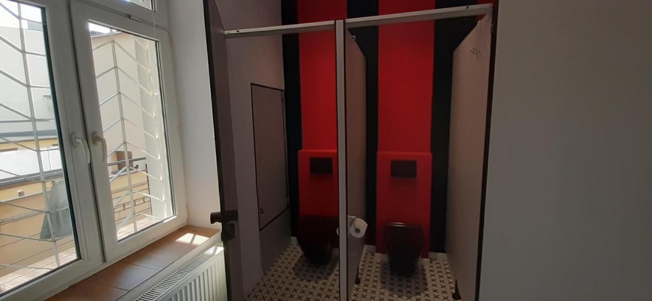 Krakow Chilli Hostel Екстериор снимка