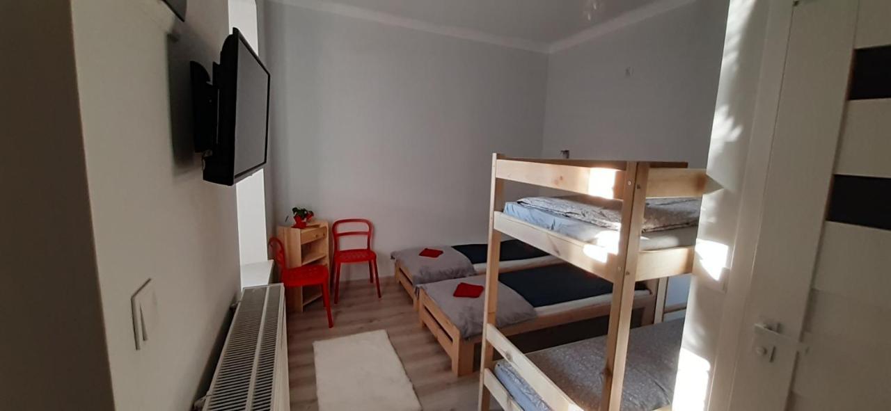 Krakow Chilli Hostel Екстериор снимка